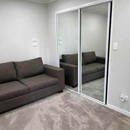 Guest Suite - Cosy Place In The Wattle Downs Auckland Extérieur photo